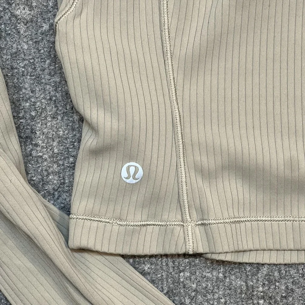 Lululemon Pullover Womens 2 Beige Ribbed 1/4 Zip Mock Neck Athletic Running Top